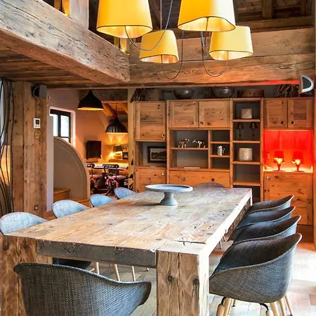 Val D Isere Chalet Sleeps 10 Pool Wifi